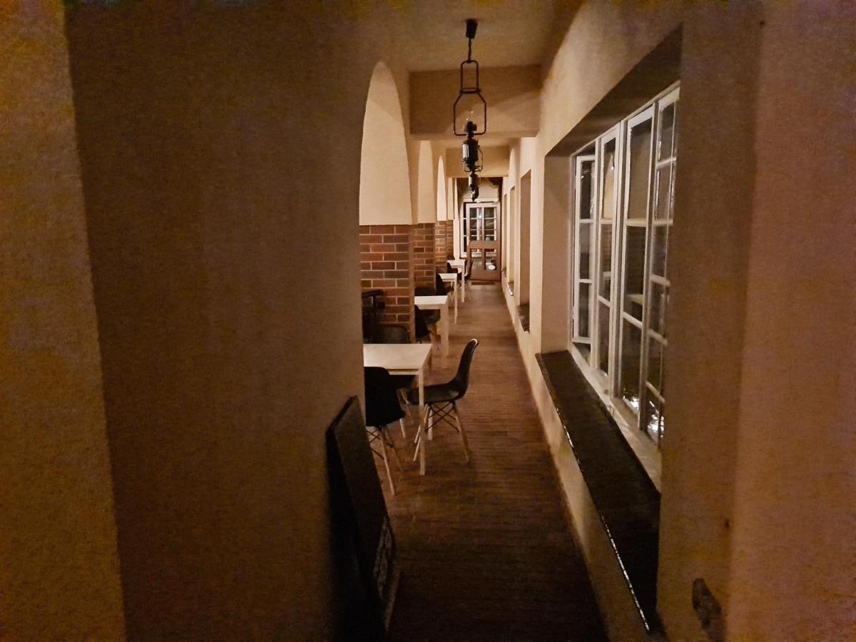 Hotel Zajazd Kultury, Dawniej Pocztowy 지엘로나구라 외부 사진