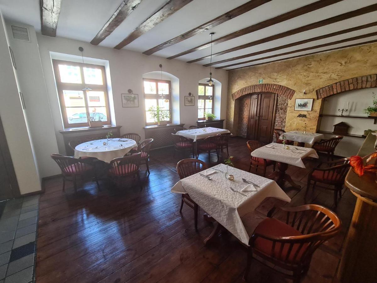 Hotel Zajazd Kultury, Dawniej Pocztowy 지엘로나구라 외부 사진